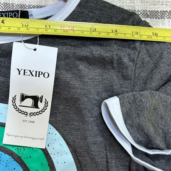 Be Kind Ringer T-shirt - Picture 4 of 8